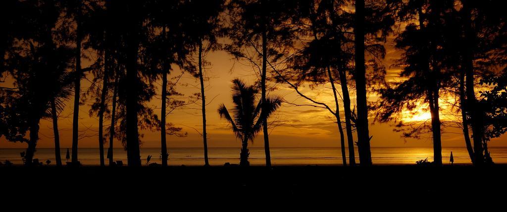 Grand Southsea Khaolak Beach Resort Khao Lak Exterior foto